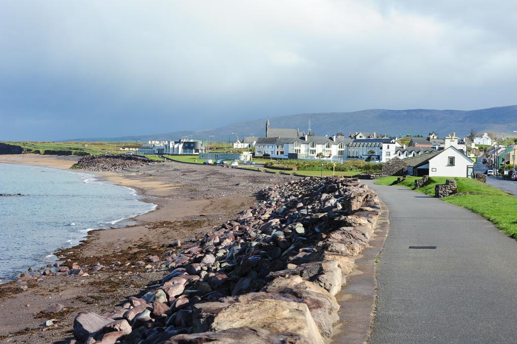 Butler Arms Hotel Waterville Exterior photo